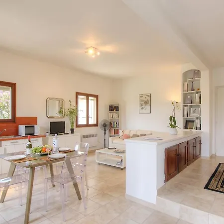 아파트 Avec Vue Pres D'ajaccio - 48 M²